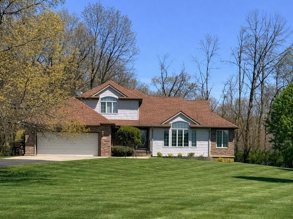 11029 Woodside Drive , DeMotte, IN 46310