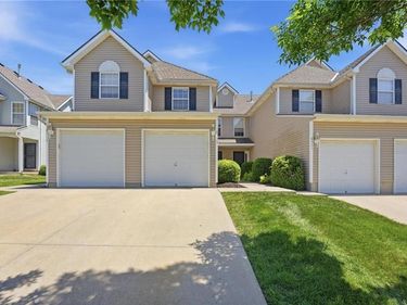 8335 N Kensington Avenue, Kansas City, MO 64119