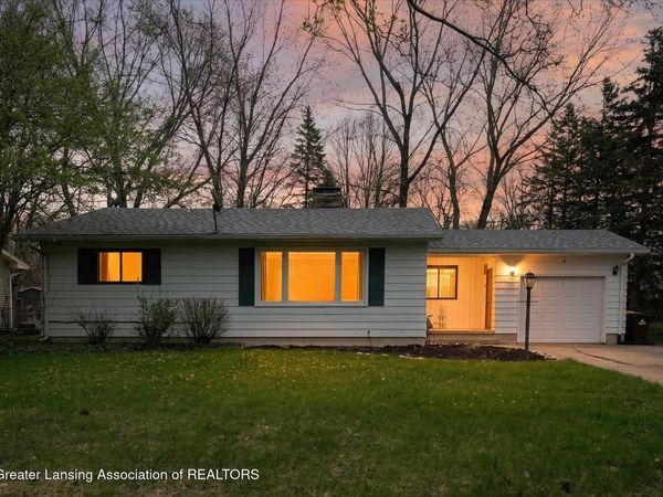 227 Steven Street, Mason, MI 48854