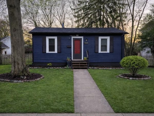 370 S Cedar Street, Williamston, MI 48895