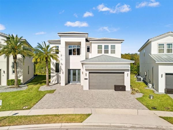 2021 OAK CREEK LOOP , DAVENPORT, FL 33837