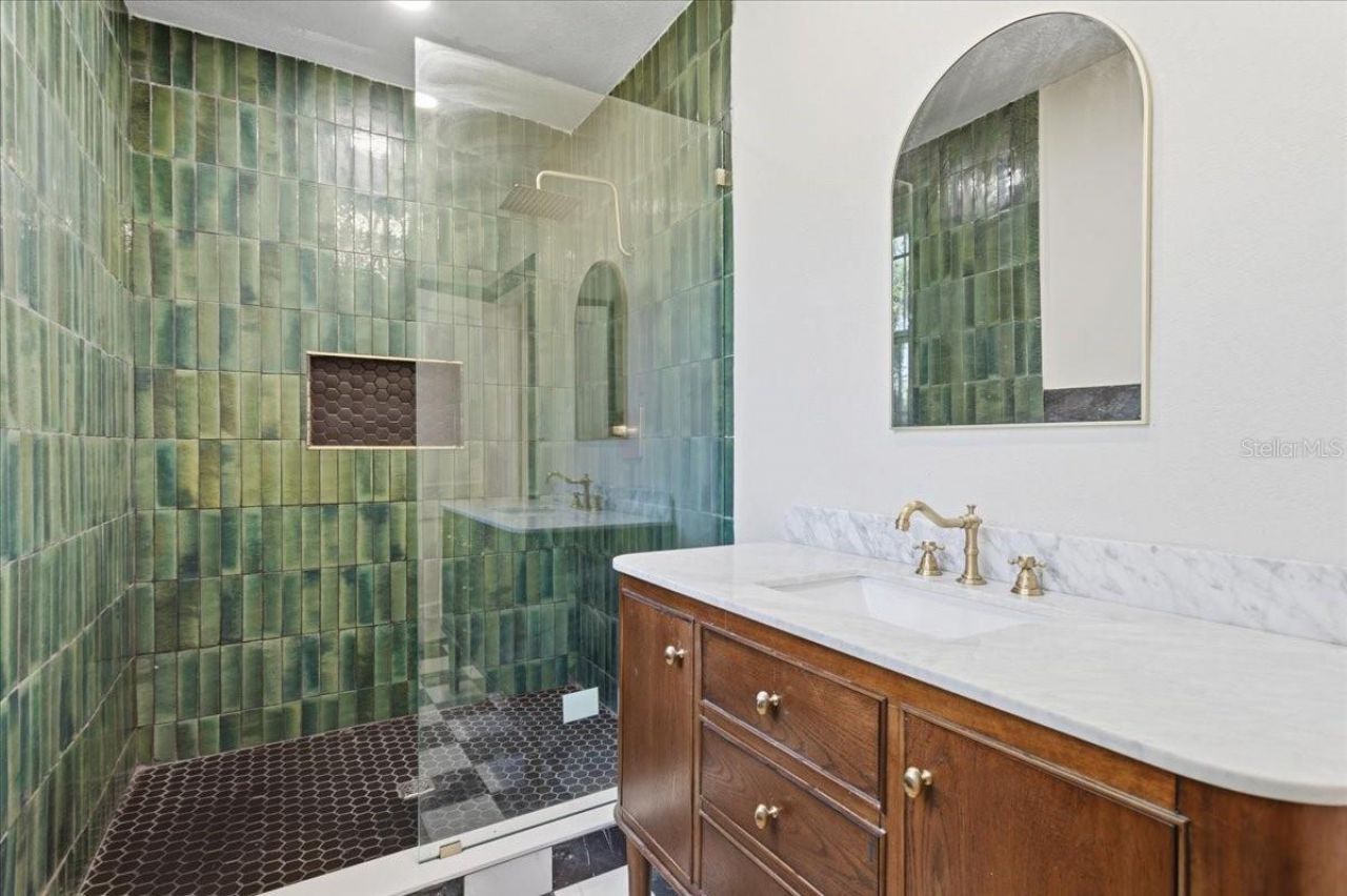 490 NW Madison Street, Lake City, FL 32055 Photo