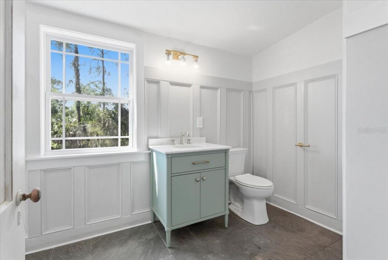 490 NW Madison Street, Lake City, FL 32055 Photo