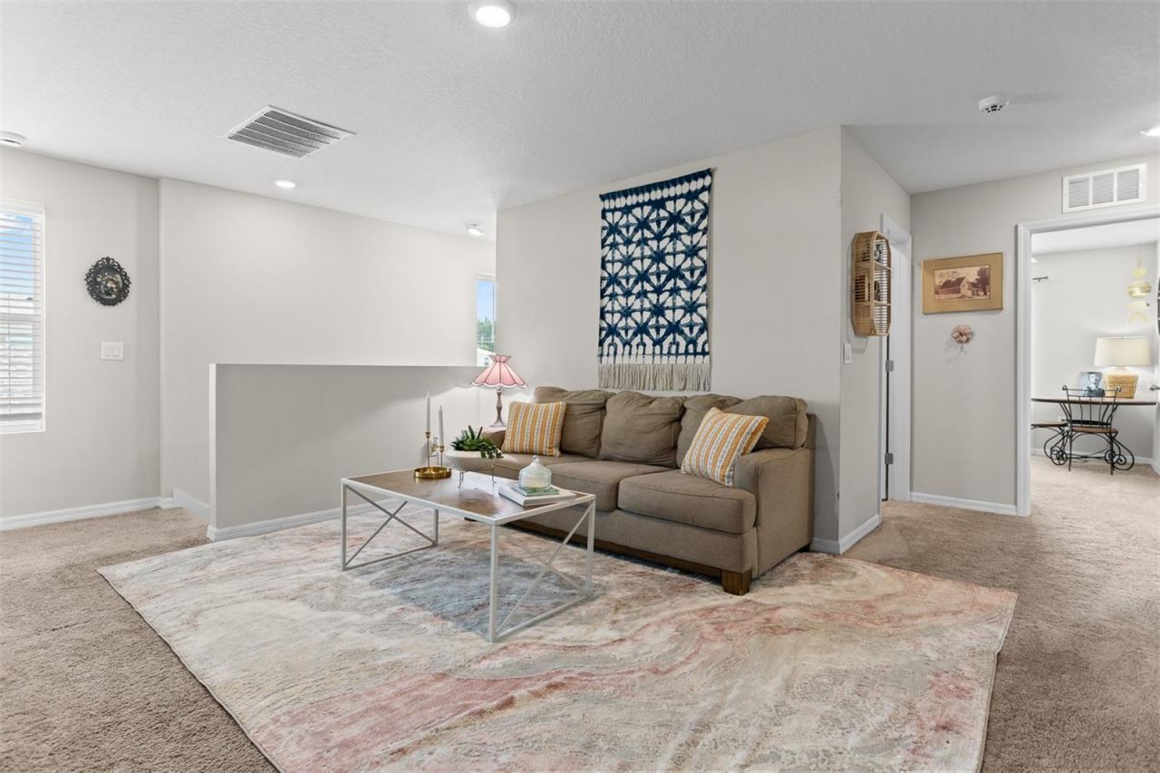 12920 Wellspring Drive , Lithia, FL 33547 Photo