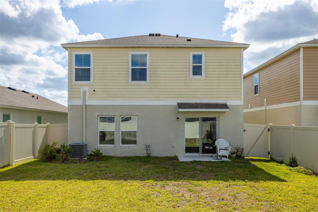 12920 Wellspring Drive , Lithia, FL 33547 Photo