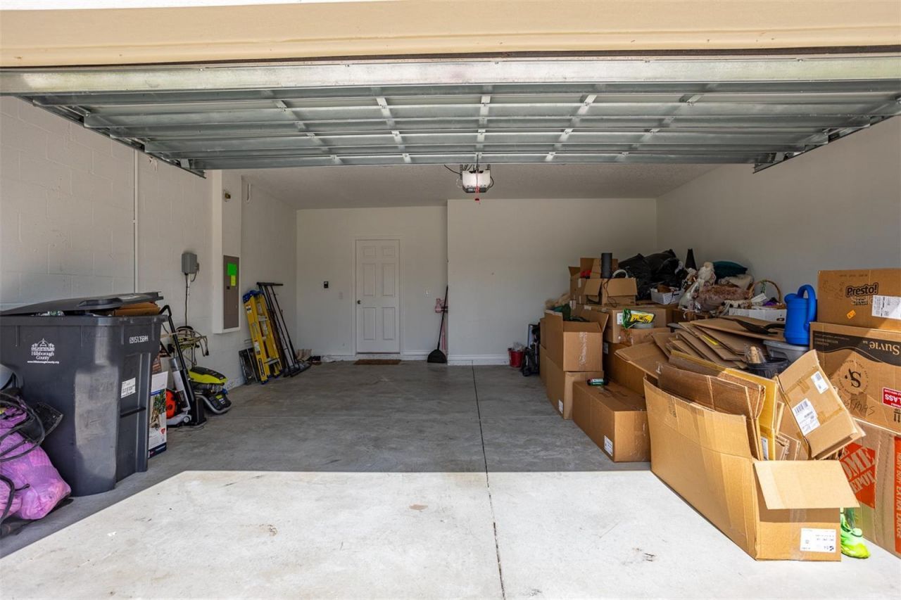 12920 Wellspring Drive , Lithia, FL 33547 Photo