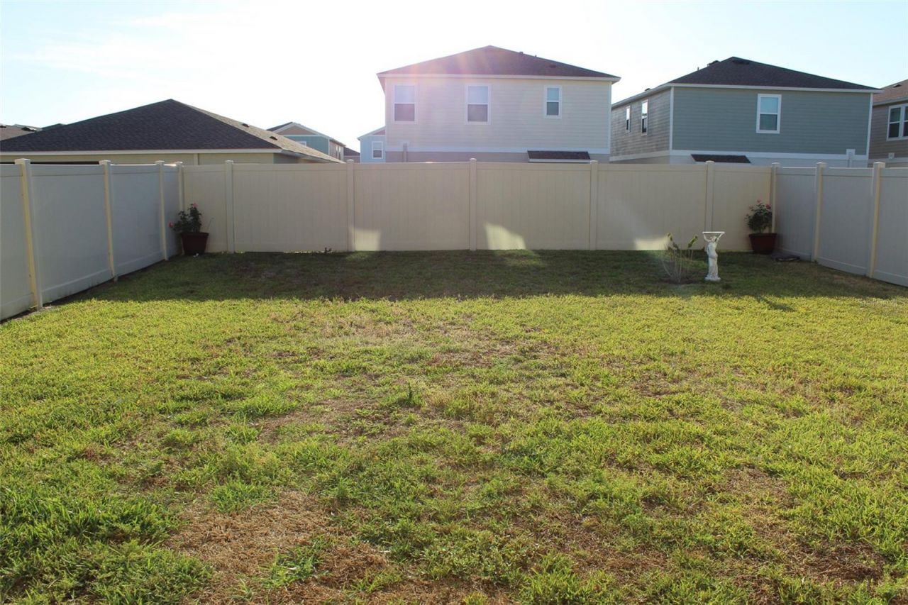 12920 Wellspring Drive , Lithia, FL 33547 Photo