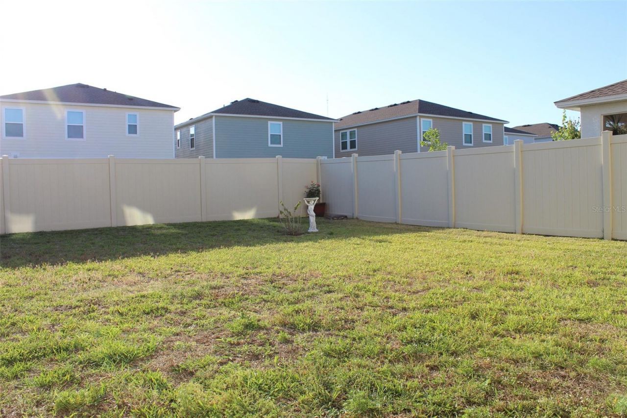 12920 Wellspring Drive , Lithia, FL 33547 Photo