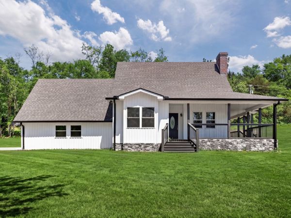 2313 Pulaski Hwy , Fayetteville, TN 37334