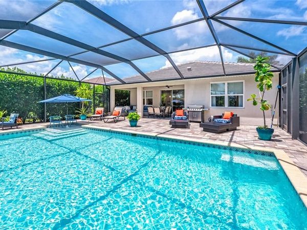 14606 Tropical DR, NAPLES, FL 34114