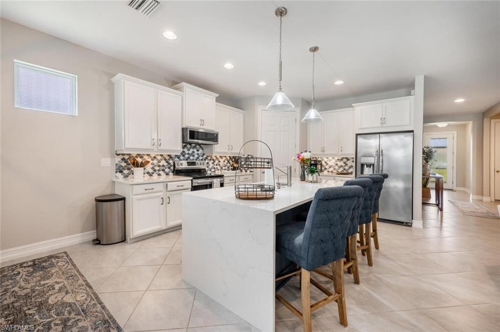 14606 Tropical Dr, Naples, FL 34114 Photo