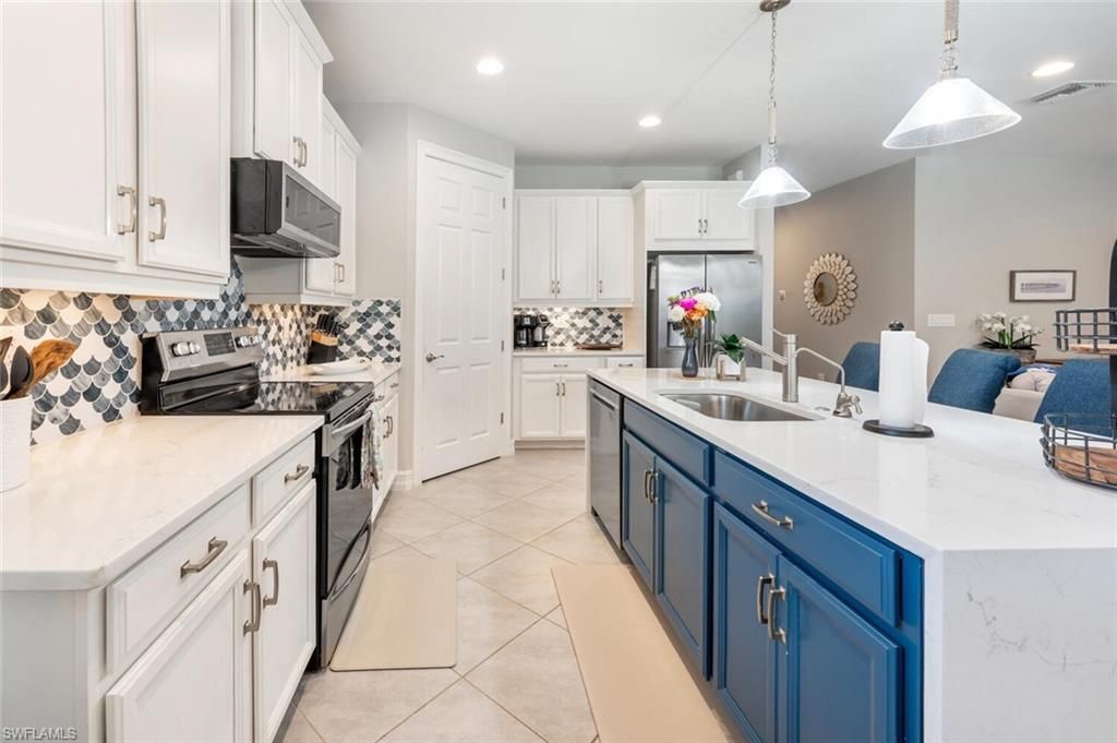 14606 Tropical Dr, Naples, FL 34114 Photo