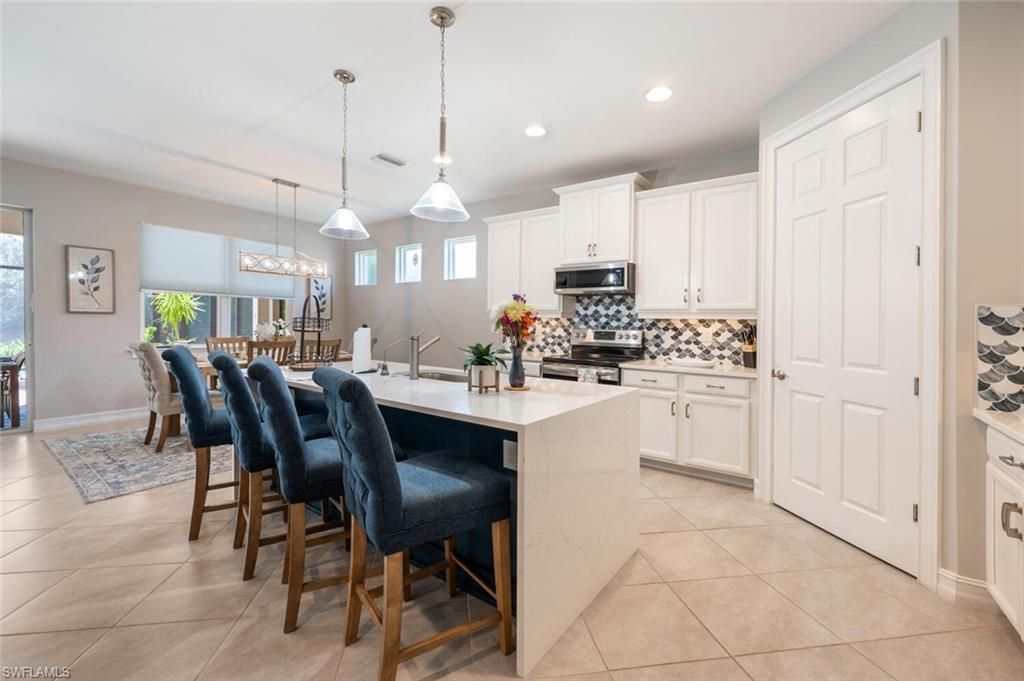 14606 Tropical Dr, Naples, FL 34114 Photo