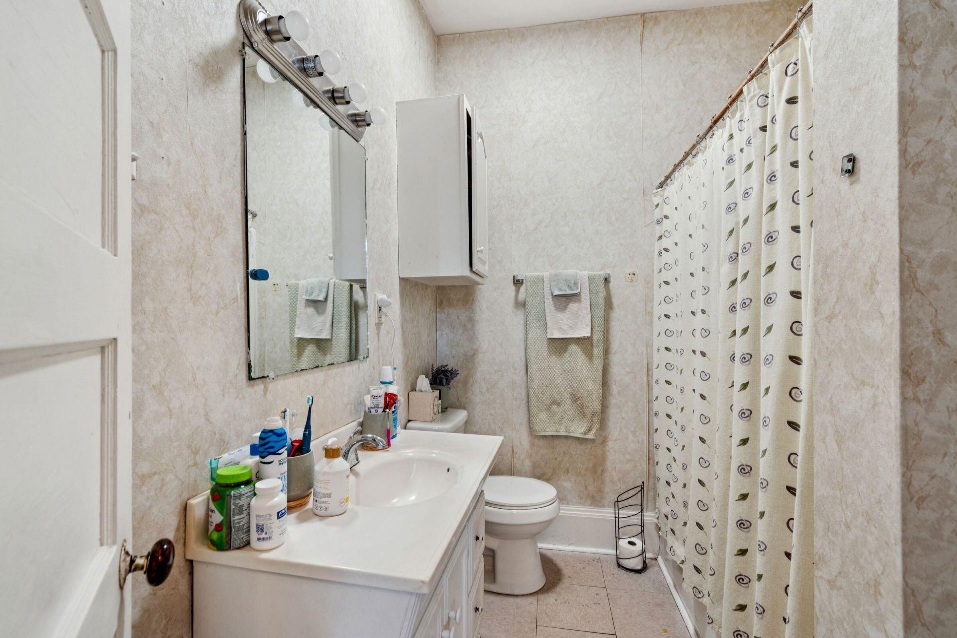 208 Calhoun Street Photo 52