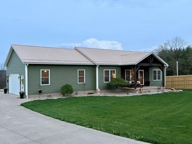 1172 County Road 2075, Ashland, OH 44805