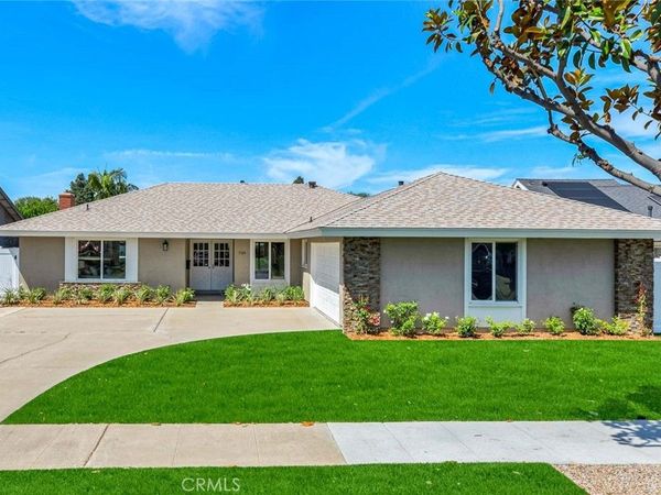 709 E Meadowbrook Avenue, Orange, CA 92865