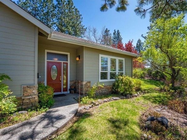 818 Deas, Mount Shasta, CA 96067