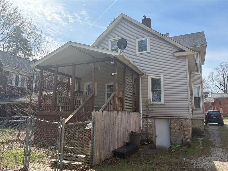 345 W 43rd Street, Ashtabula, OH 44004 Photo 4