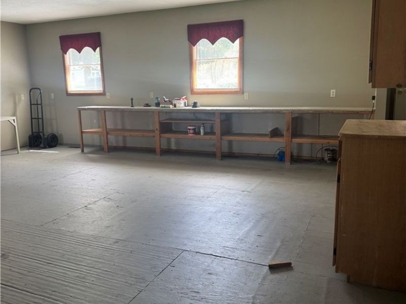 8285 Old River Rd, Philo, OH 43771 Photo 22