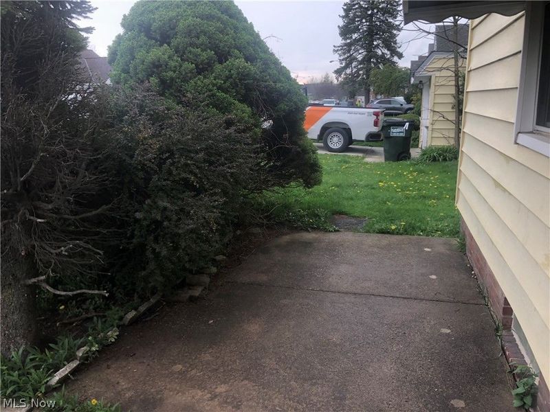 11303 Mccracken Road, Garfield Heights, OH 44125 Photo 14