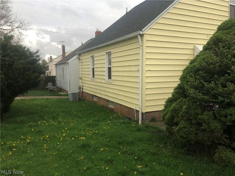 11303 Mccracken Road, Garfield Heights, OH 44125 Photo 16