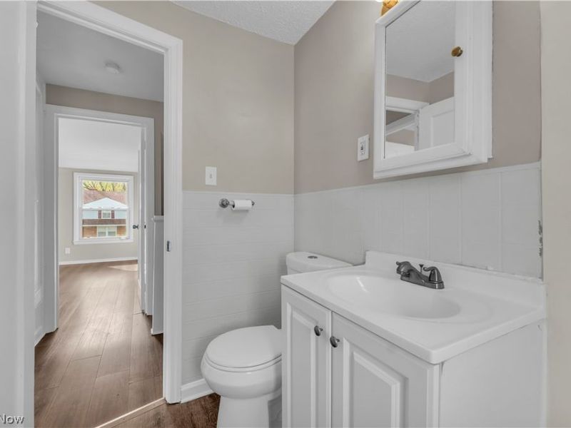 24891 Fisher Road, Euclid, OH 44117 Photo 17