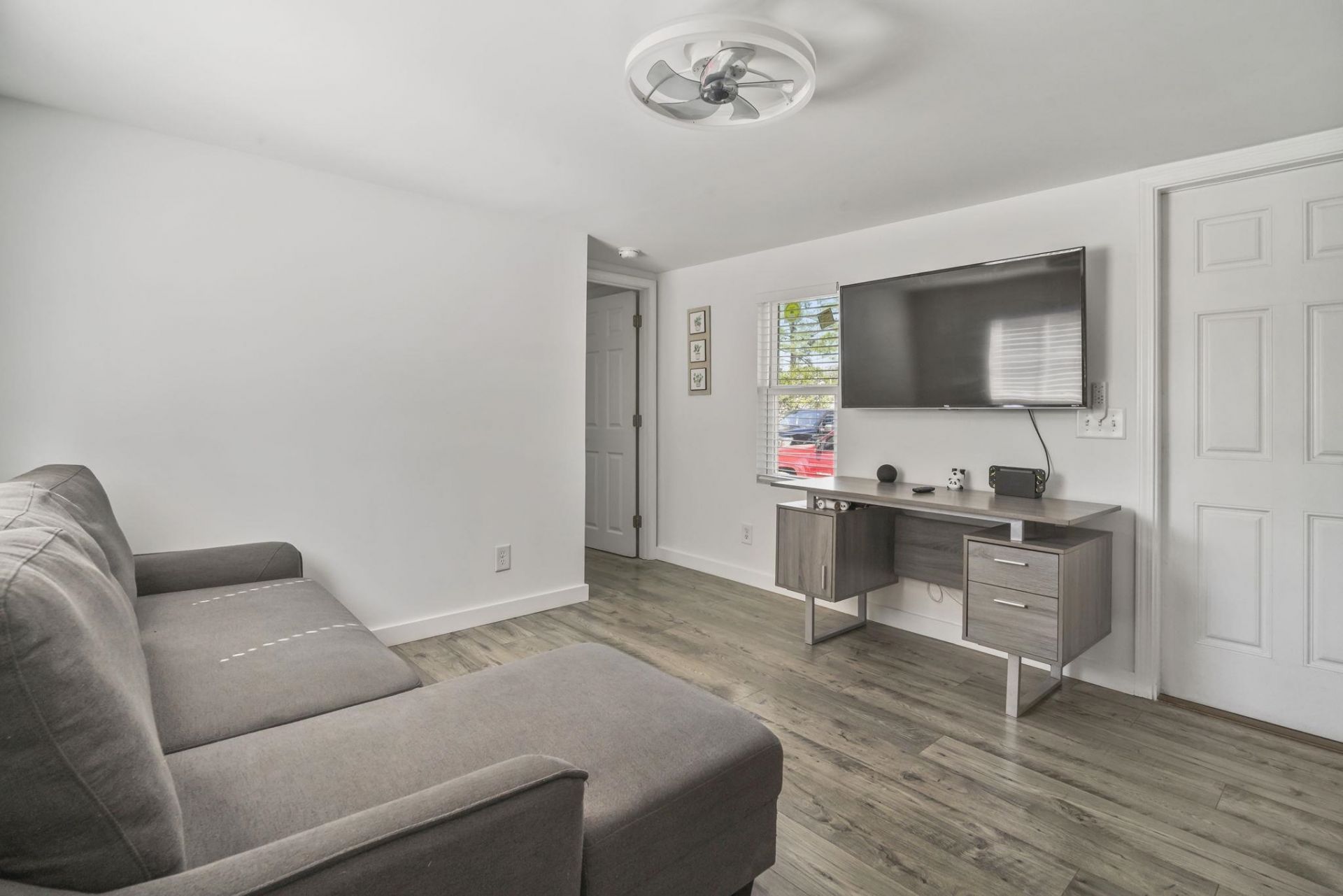 313 Cara Mia Ct  Photo 19