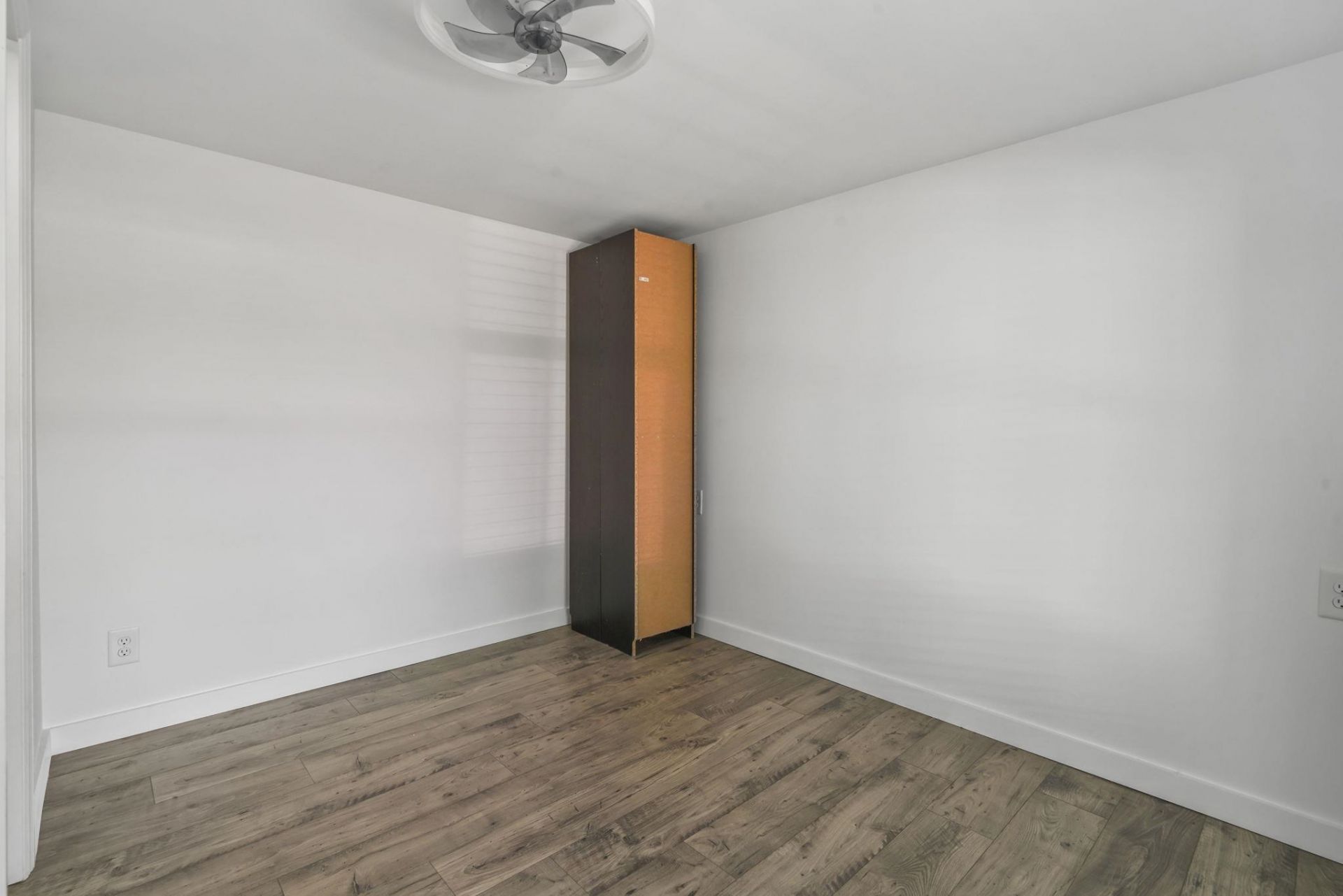 313 Cara Mia Ct  Photo 23