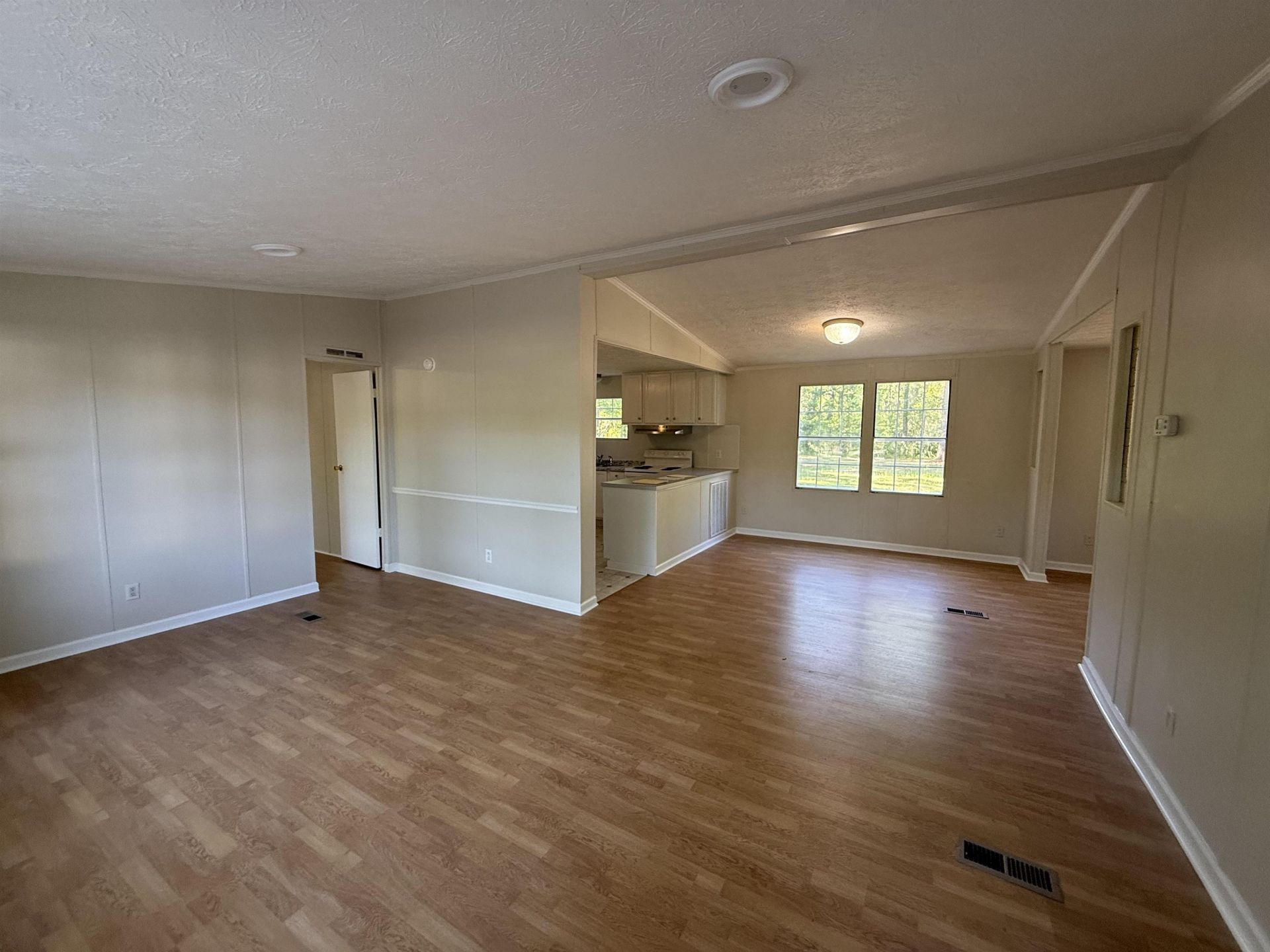 66 Fw Anderson Dr.  Photo 8