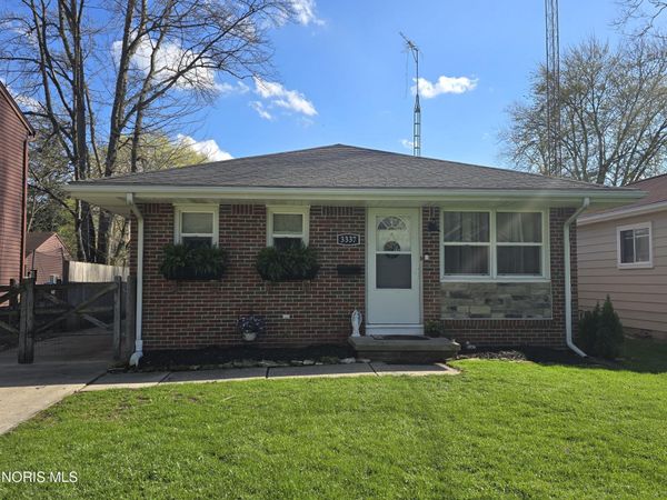 3337 Brock Drive, Toledo, OH 43613