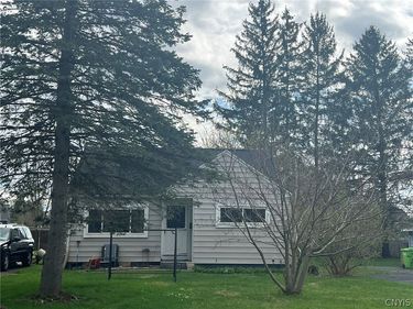 225 Ruhamah Avenue , Syracuse, NY 13205