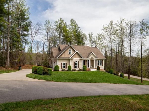 161 Burberry Drive , Purlear, NC 28665