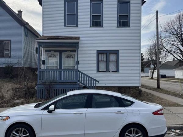 3573 N 11th STREET, Unit 3575, Milwaukee, WI 53206