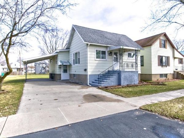 422 ELIZABETH AVENUE, Marinette, WI 54143