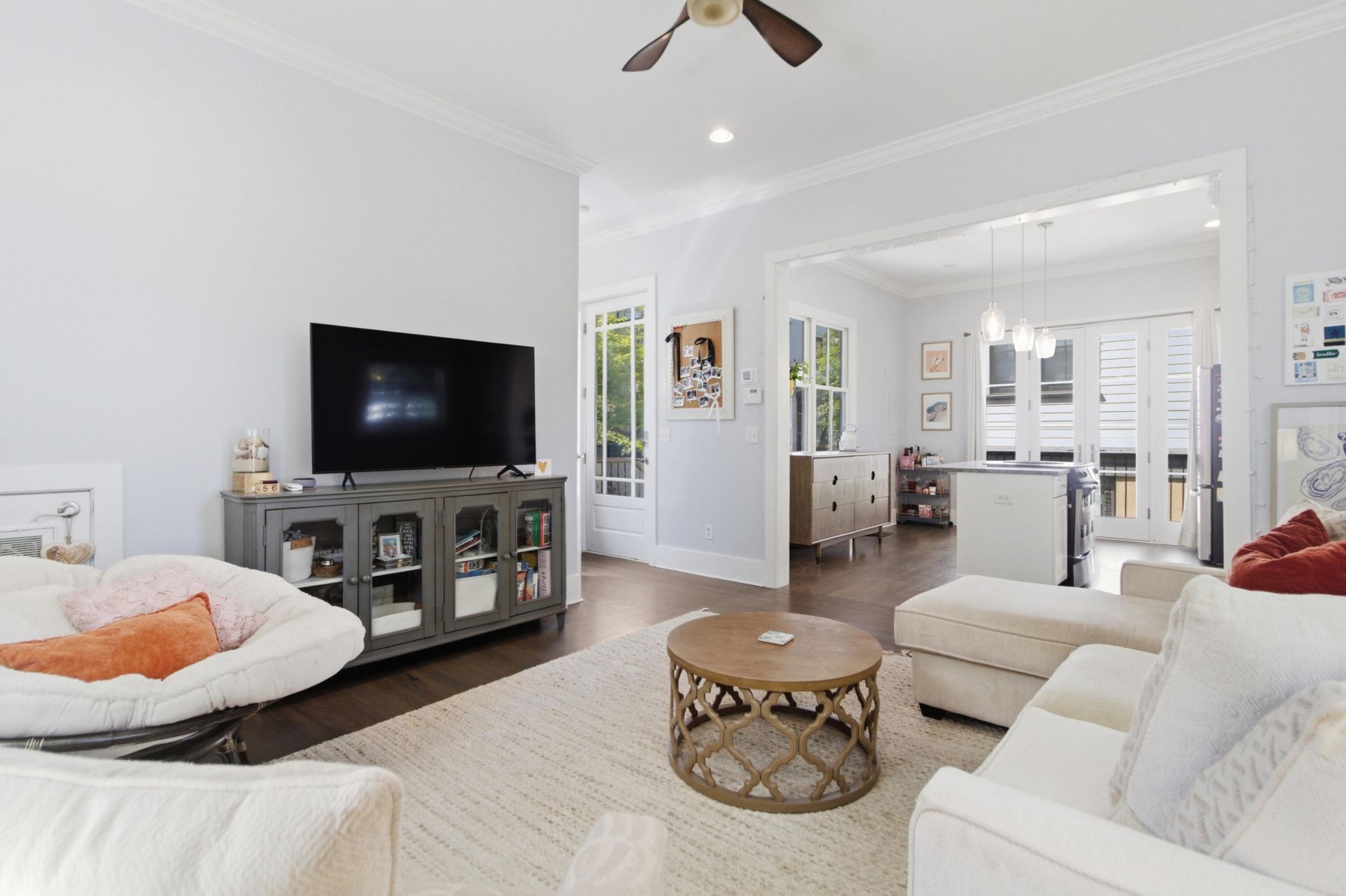 18 Corinne Street Photo 11