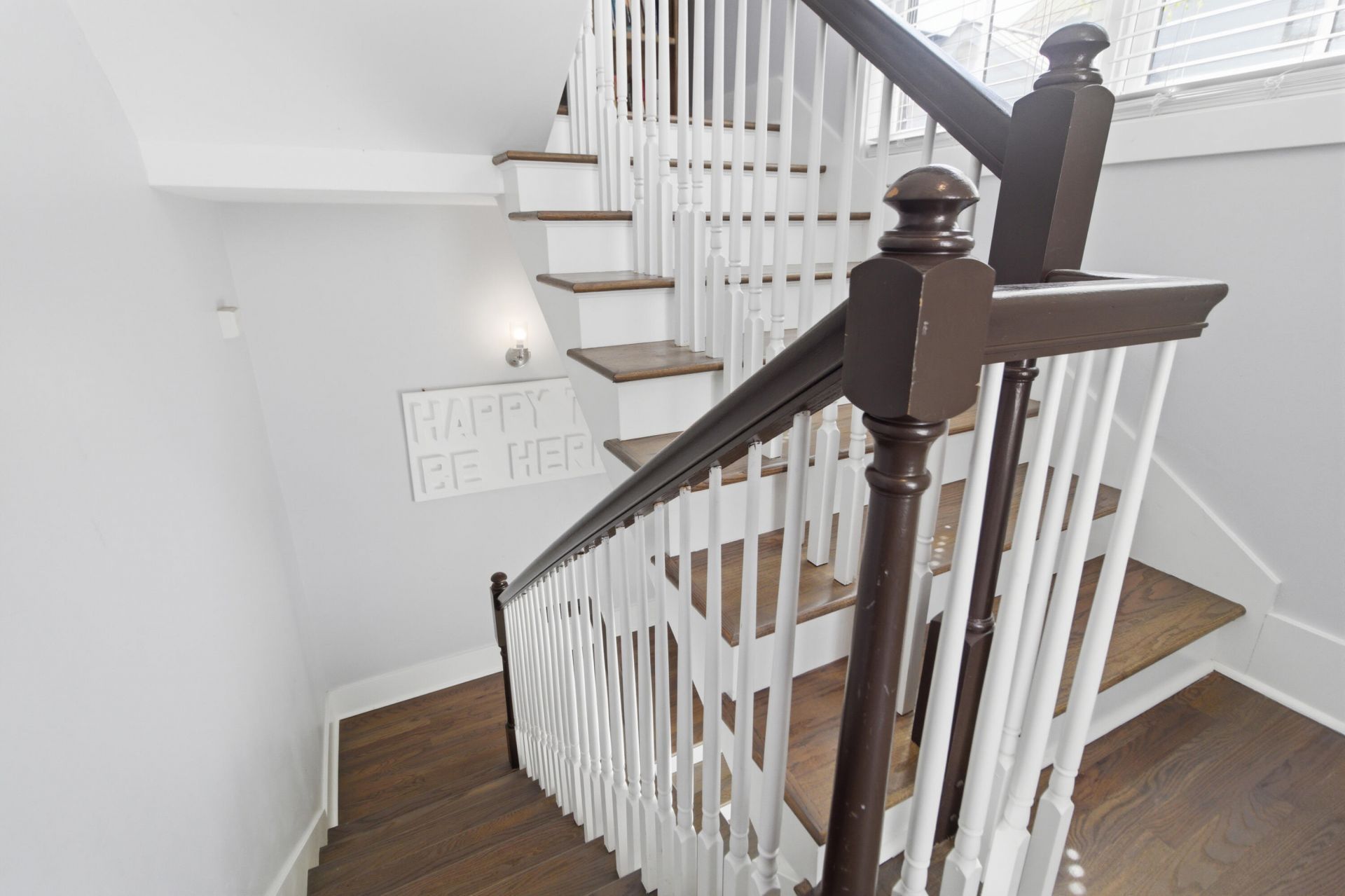 18 Corinne Street Photo 13