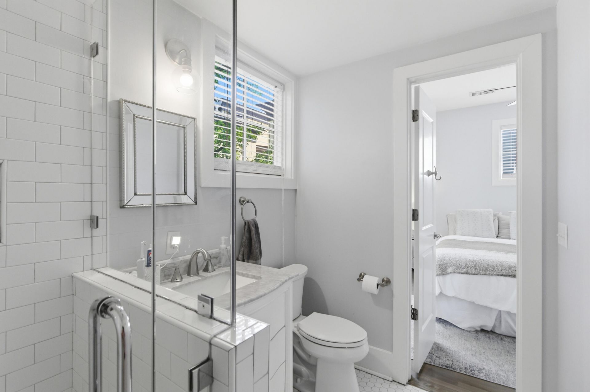 18 Corinne Street Photo 18