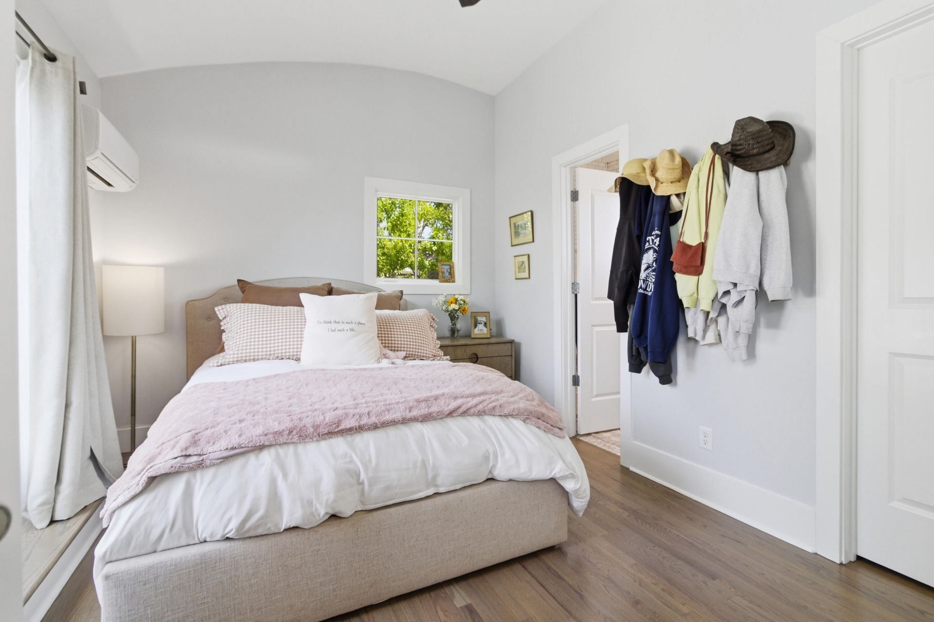 18 Corinne Street Photo 26