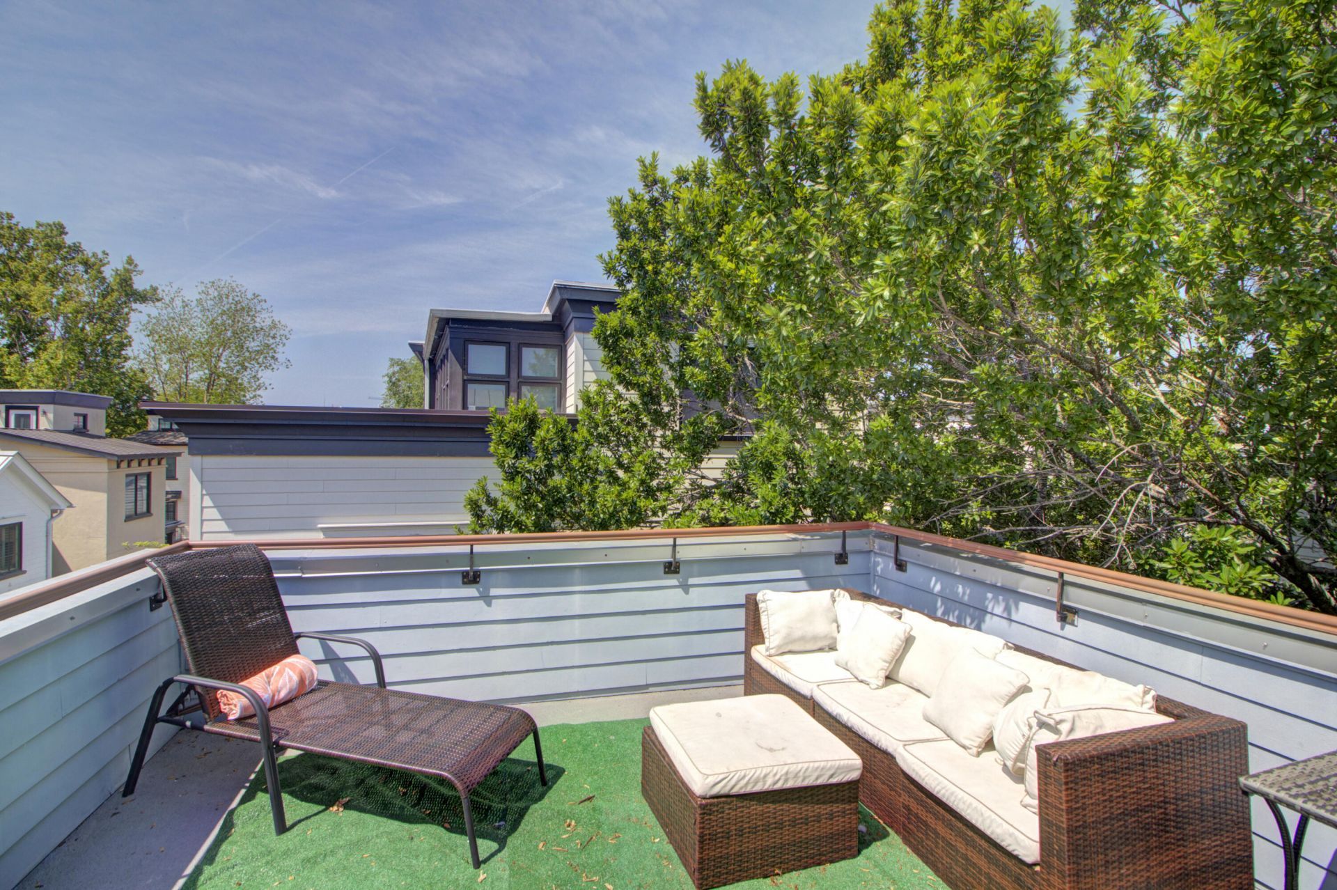 18 Corinne Street Photo 31