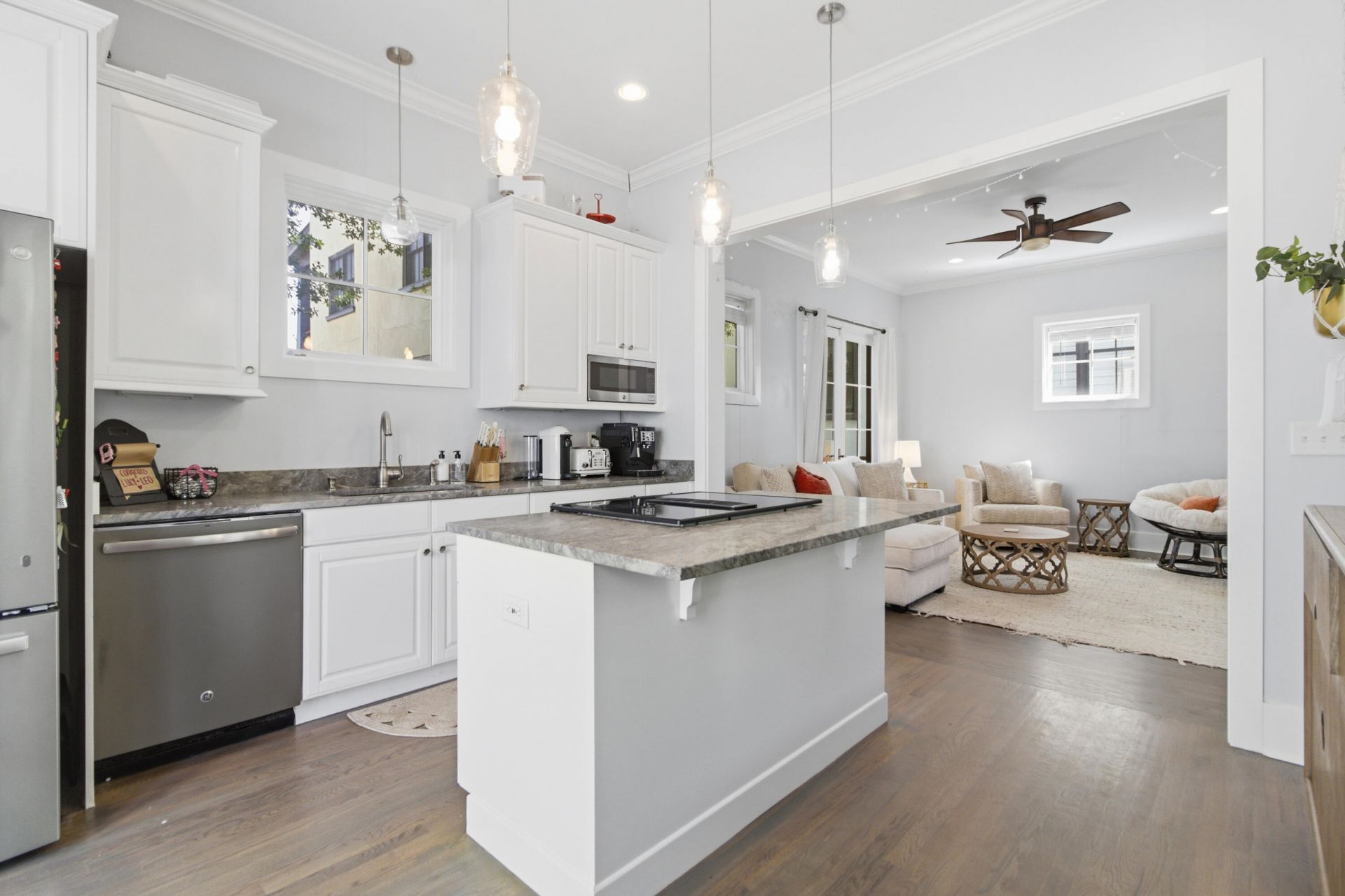 18 Corinne Street Photo 8