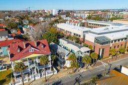 208 Calhoun Street photo 4