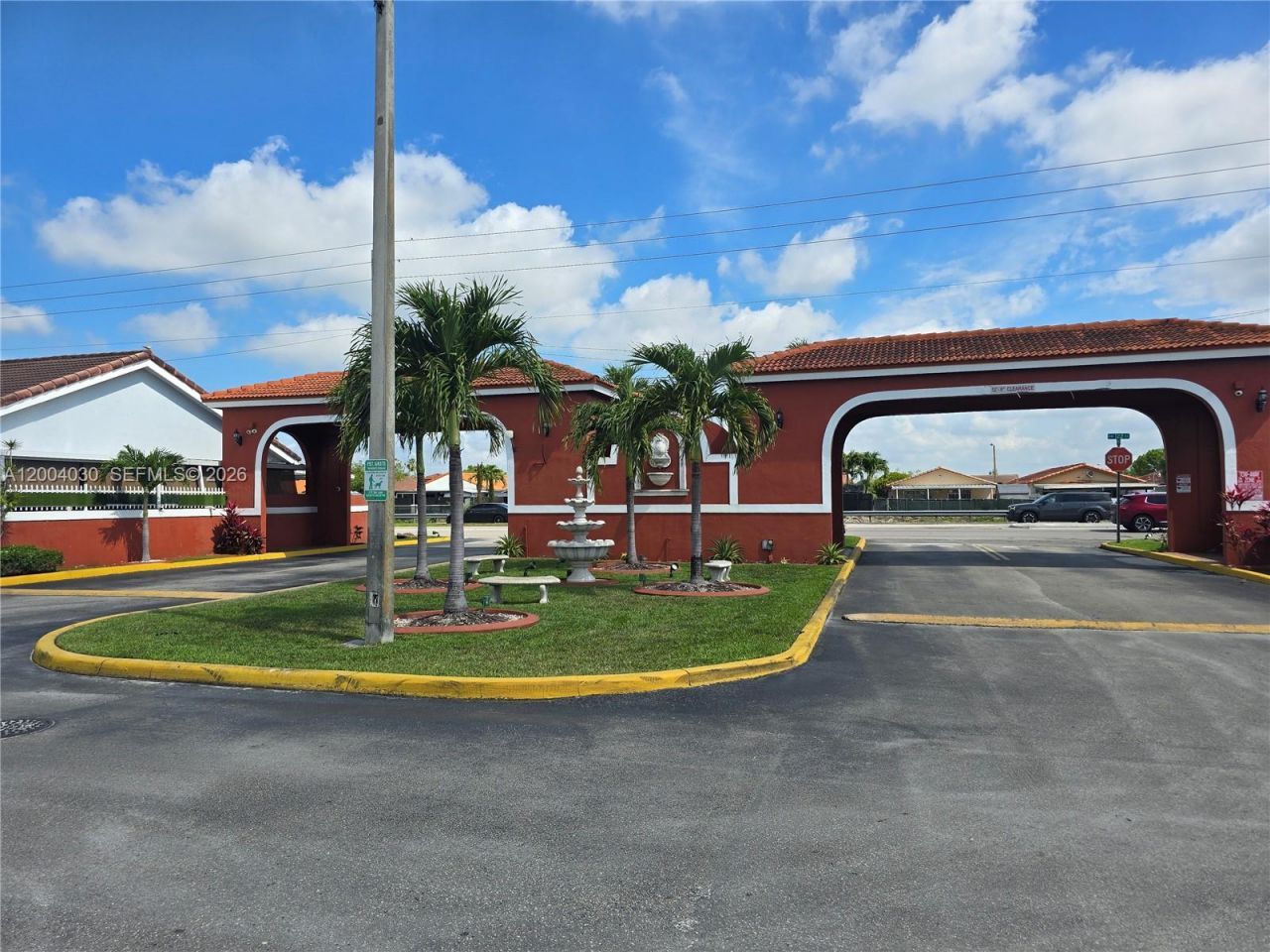 9018 NW 120th St , Unit 133, Hialeah Gardens, FL 33018 Photo