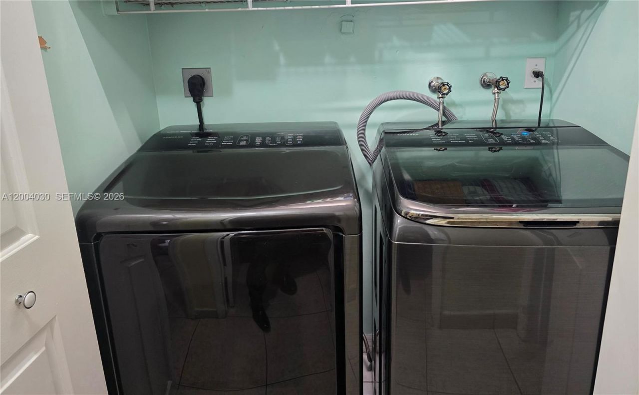 9018 NW 120th St , Unit 133, Hialeah Gardens, FL 33018 Photo