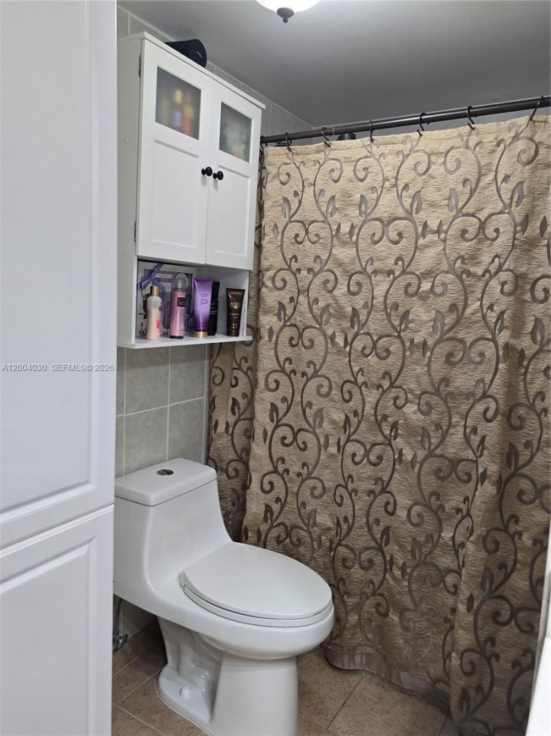 9018 NW 120th St , Unit 133, Hialeah Gardens, FL 33018 Photo