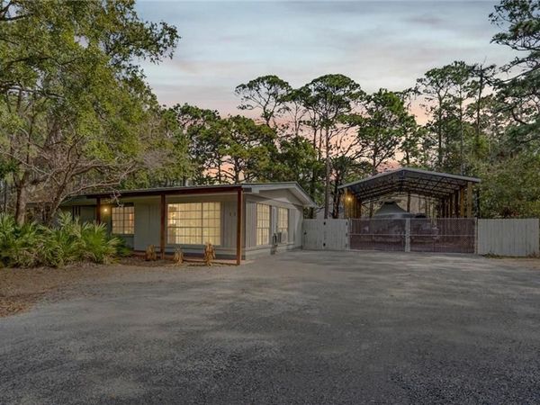 116 Forney Johnston Drive , Dauphin Island, AL 36528