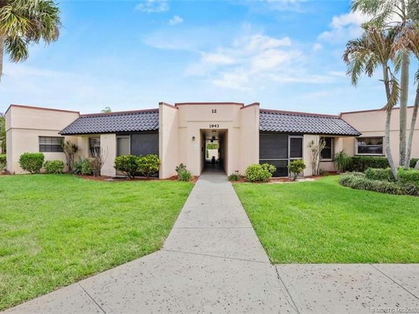 1943 NE Collins Circle, Unit 50, Jensen Beach, FL 34957