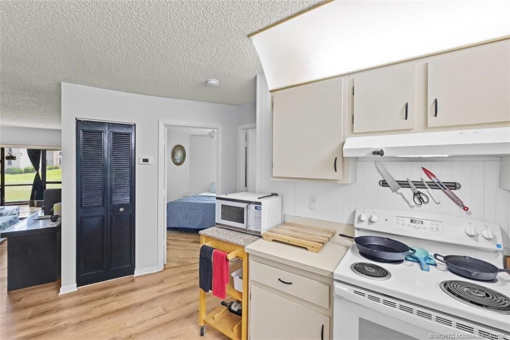 1943 NE Collins Circle, Unit 50, Jensen Beach, FL 34957 Photo
