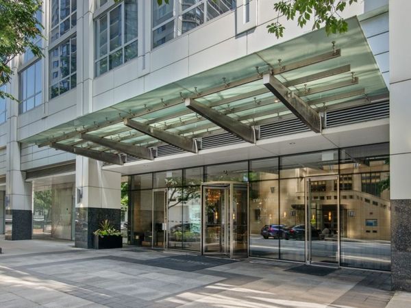 2 W DELAWARE Place , Unit 1105, Chicago, IL 60610