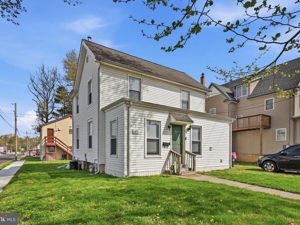 140 CRESCENT STREET, PENNDEL, PA 19047