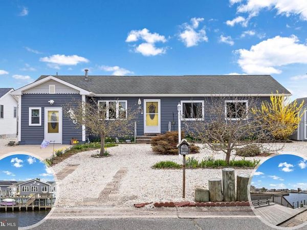 179 WILLIAM COOK BOULEVARD, MANAHAWKIN, NJ 08050